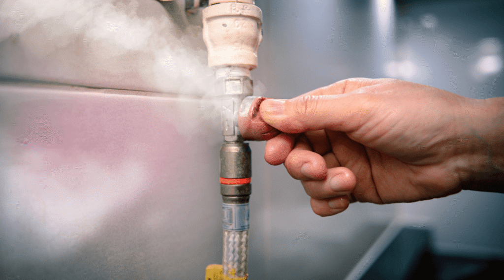 Manual de Segurança: O que Fazer (e o que NÃO Fazer) ao Sentir Cheiro de Gás