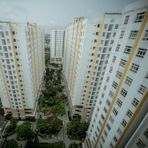 Conjunto de prédios em um condomínio